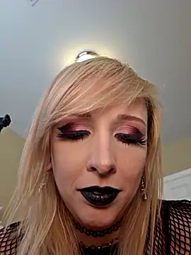 Pokazy przed kamerką – AmethystFoxx