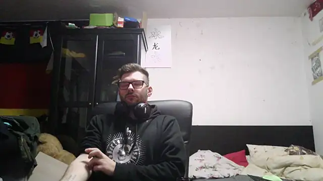 Die-geile-Sau Adlı Modelin Web Kamerası Şovu