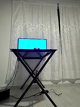 Natural_BIGASS_Nina Live XXX-chat