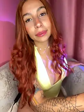 PrettyChloe_'s Webcam Show