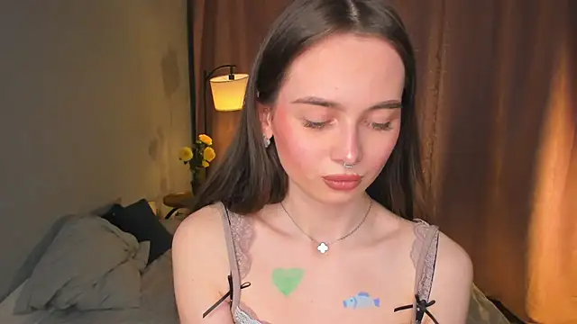 YvonneRobes élő XXX-chatje