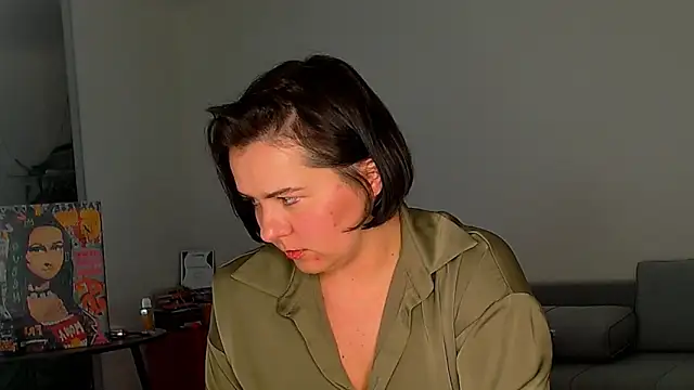 M1ssShyMira's Live XXX Chat