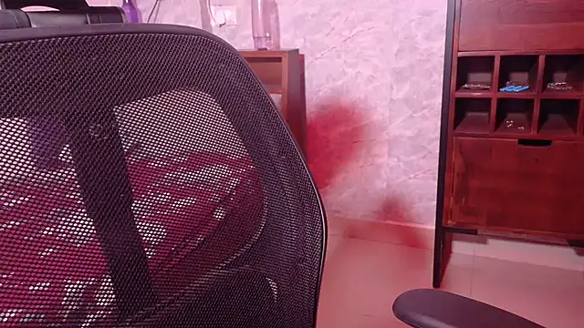 Chat XXX en directo de MidnightFlame