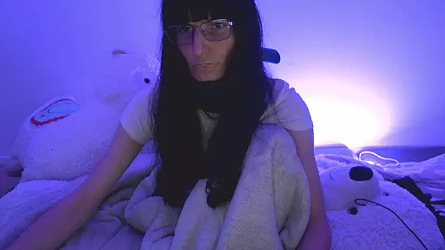 CeriseLapine's Webcam Show