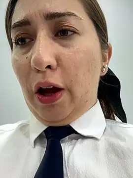 suzy-111 Adlı Modelin Canlı XXX Sohbeti