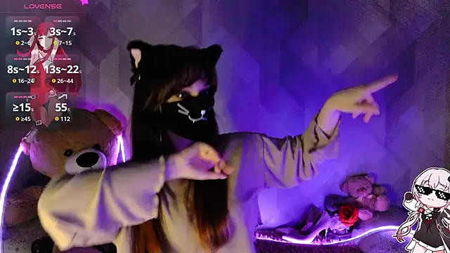 llonaMaskのウェブカメラショー