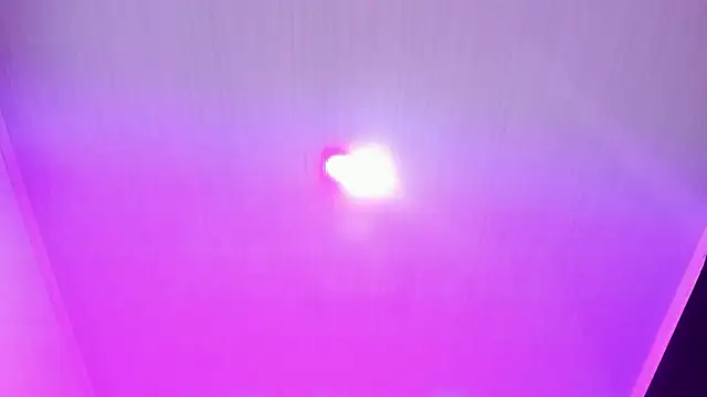 แชท XXX สดของ SagiraBelle