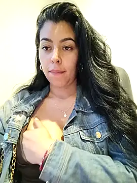 Luianna Chat XXX in diretta