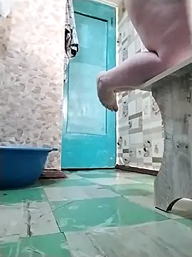 Chat XXX en directo de Holly-69