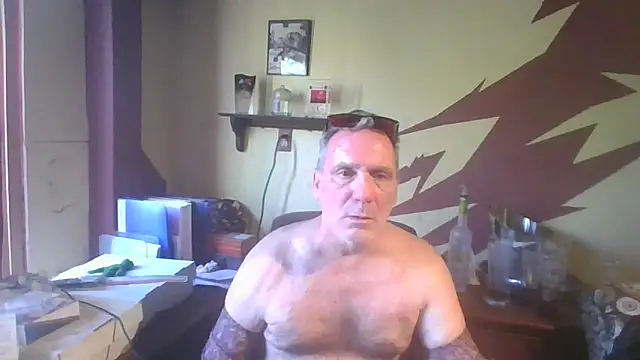 HunkofRock: онлайн-секс-чат