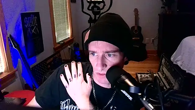 LEVIATHANX666: вебкам-шоу