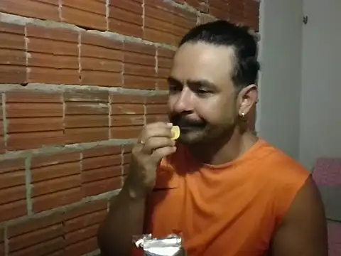 Вебкам-шоу moreno18rn