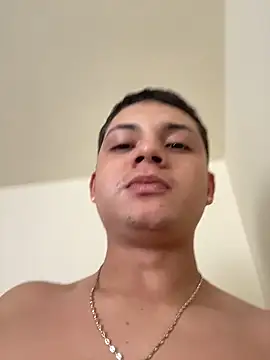 Czat XXX na żywo – tony_pinkcock