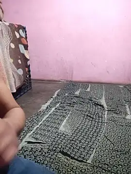 gujjuhotcouple Webcamshow