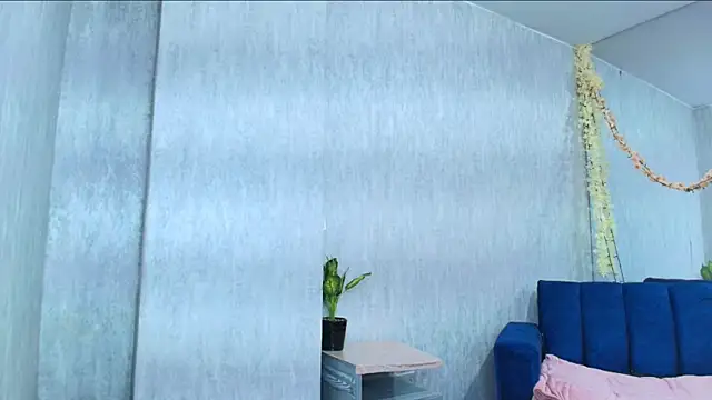 Vicky_Angeel Adlı Modelin Canlı XXX Sohbeti