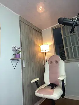 Vanesa_novvoa 即時 XXX 聊天