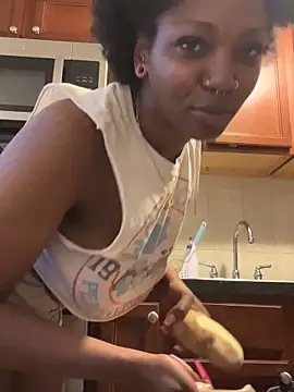 mochamimi Adlı Modelin Canlı XXX Sohbeti