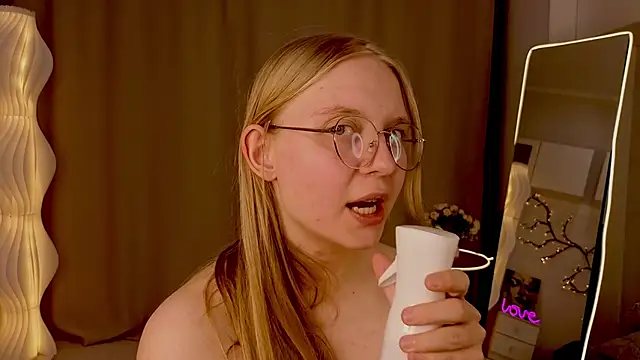 Chatroom XXX en direct de AlicaCohill