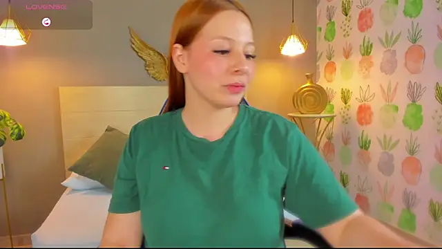 kitty_sweeety_'s Live XXX Chat