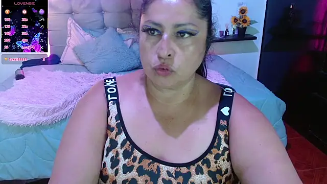 Keyla01_'s Live XXX Chat