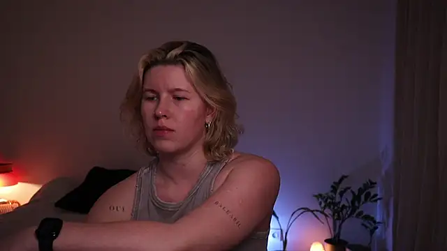 moonamii Adlı Modelin Canlı XXX Sohbeti