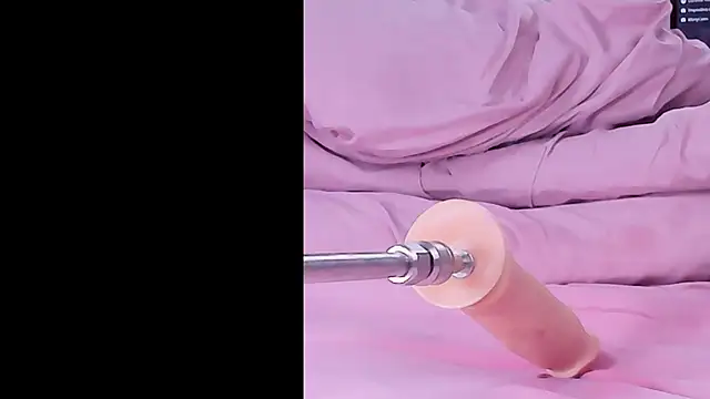 Horny__Ceci Adlı Modelin Canlı XXX Sohbeti