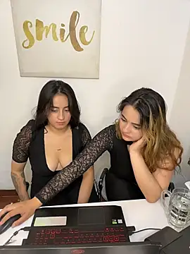 Czat XXX na żywo – Antonella_Julieta