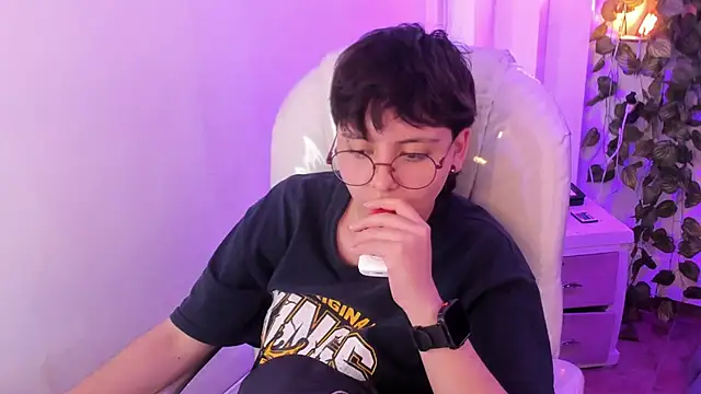 Nathaly_ds' Live XXX Chat