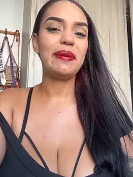 Sara-77 Chat XXX in diretta