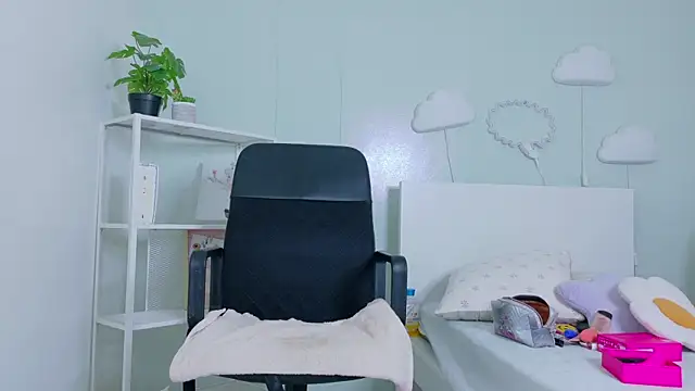 แชท XXX สดของ SeleneGibson__