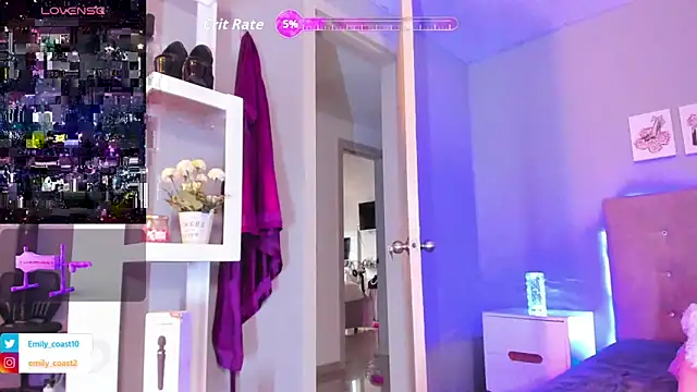 EmilyCoast-1's Live XXX Chat