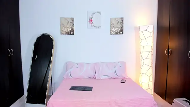 Chatroom XXX en direct de SarahCinnamon-