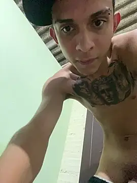 fran777775 Show Webcam