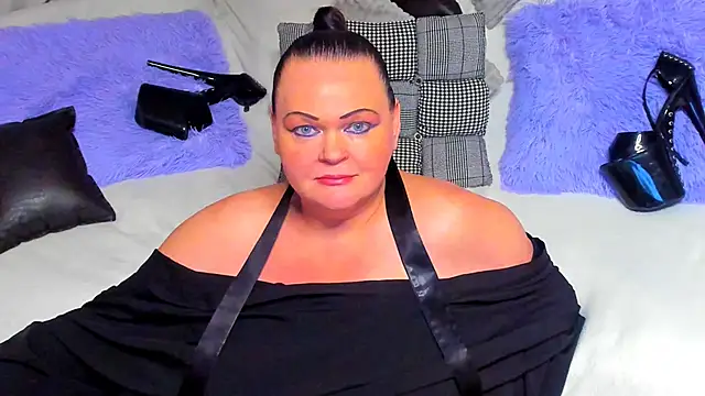 Živý XXX chat MilanaBiegert