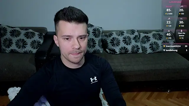 JohnnyStepBro webkamerás műsora