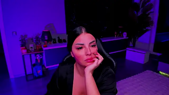 anemarieejolie Chat XXX in diretta