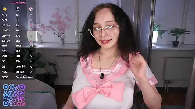 HannaHayles Chat XXX live