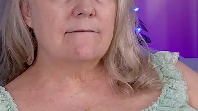 Kaitlyn_Winters 라이브 XXX 채팅