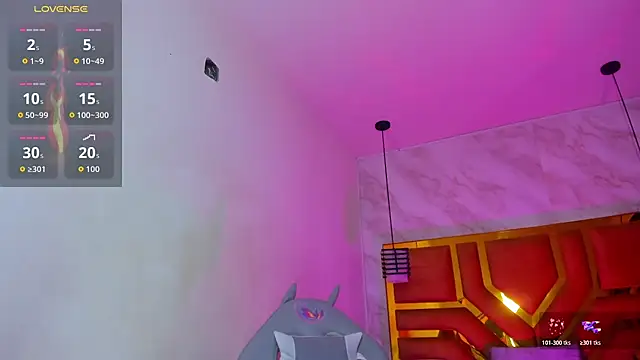 Luciifeer_ élő XXX-chatje