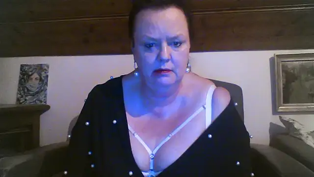 TiffanyMature's Live XXX Chat