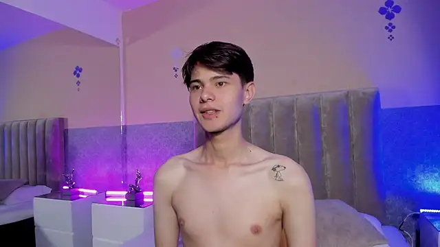 Derek_Sinn 라이브 XXX 채팅