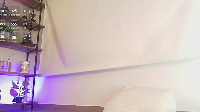 Sassy--Girl Chat XXX in diretta