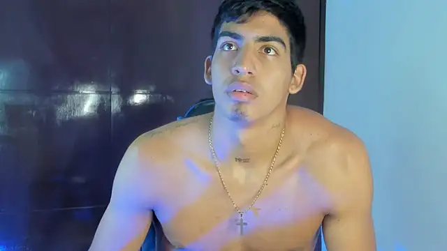 Вебкам-шоу Milo_LatinBoy