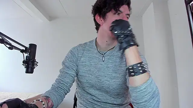 Headhunterdz élő XXX-chatje