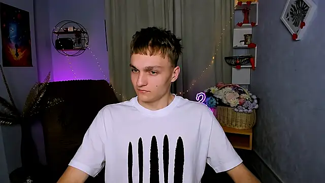 Онлайн чат XXX john_lik