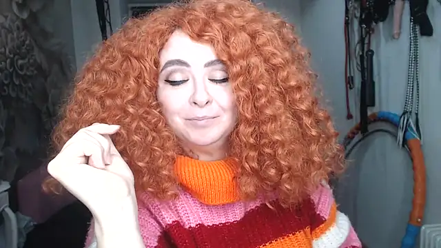 دردشة MISSwithDOLLS الجنسية المباشرة