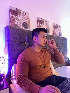 Chris_Clarck: онлайн-секс-чат