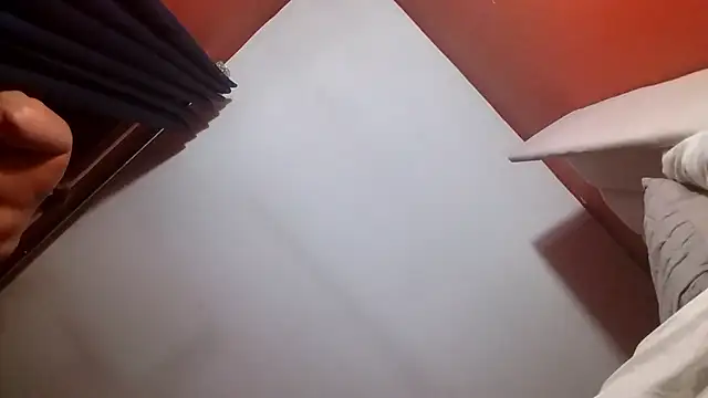 Sophrob96x élő XXX-chatje