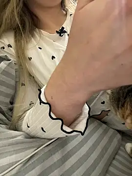 Majic_Maffin élő XXX-chatje