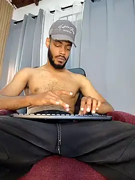 Oliver_bigblack_cock webcam show